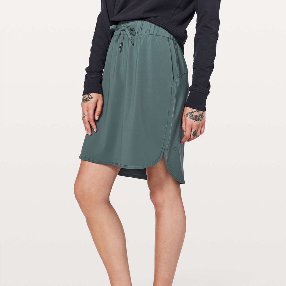 Lululemon Women’s Athletic on the fly Skirt